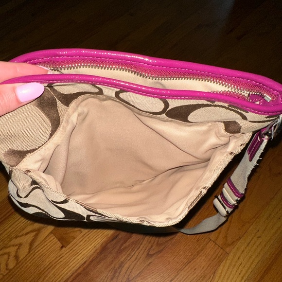 COACH - Picture 5 of 5